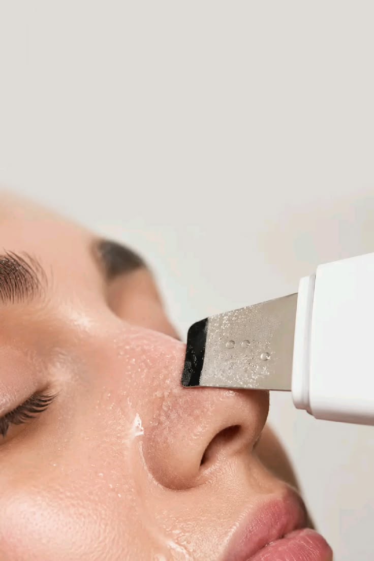 SonicGlow™ 3-in-1 Ultrasonic Facial Spatula – Deep Cleansing & Lifting